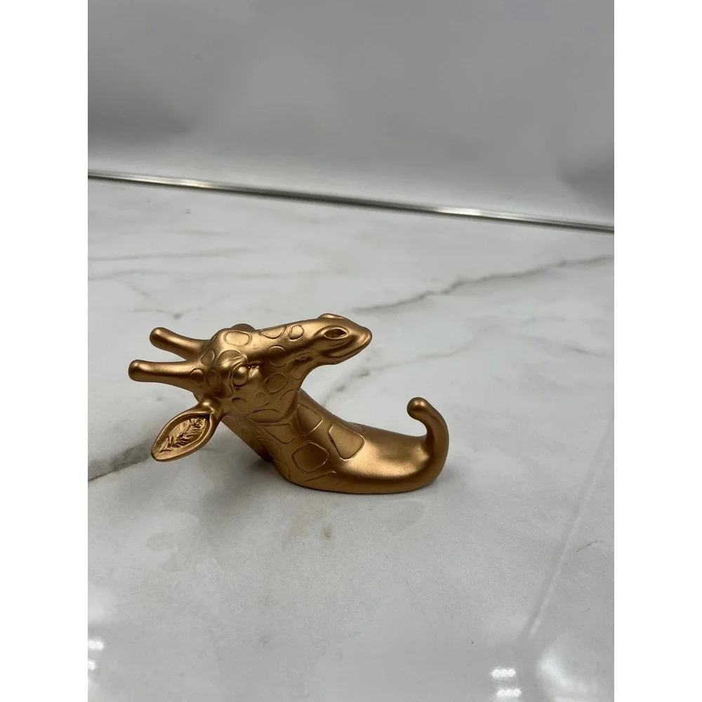 Gold Giraffe Wall Hook Decorative Safari Animal Key Jewelry Hanger Plastic